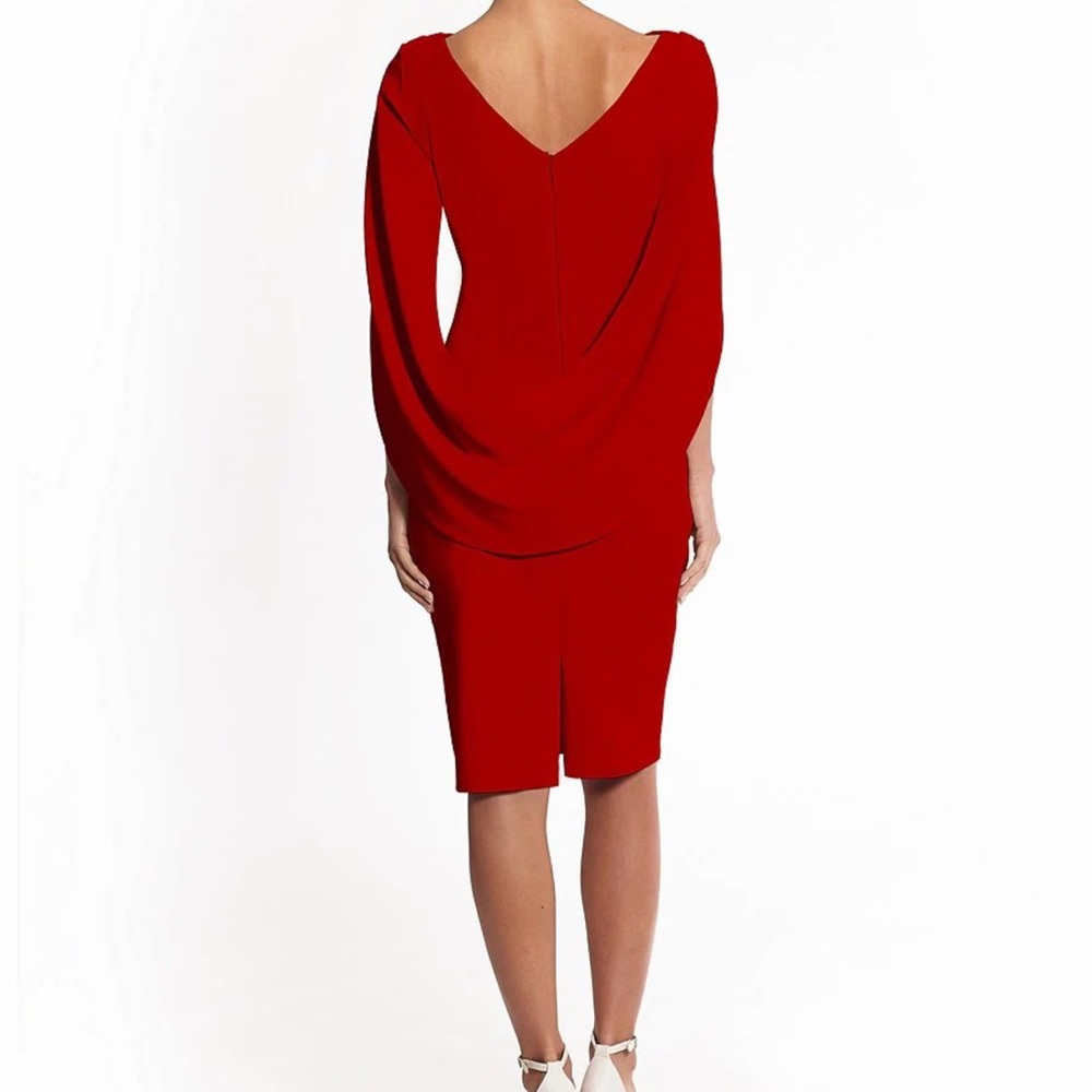 Beautiful red dress for social events, completely new with its price size M.